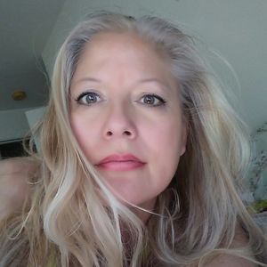 Meet your Posher, Vicki